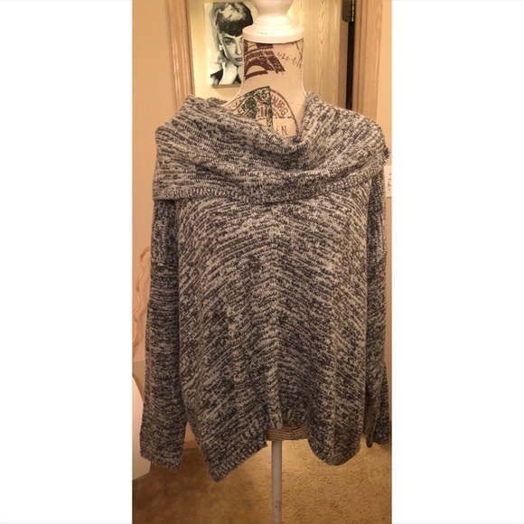 Cowl neck express sweater - Picture 1 of 4